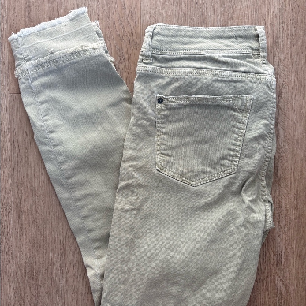 Zara Jeans